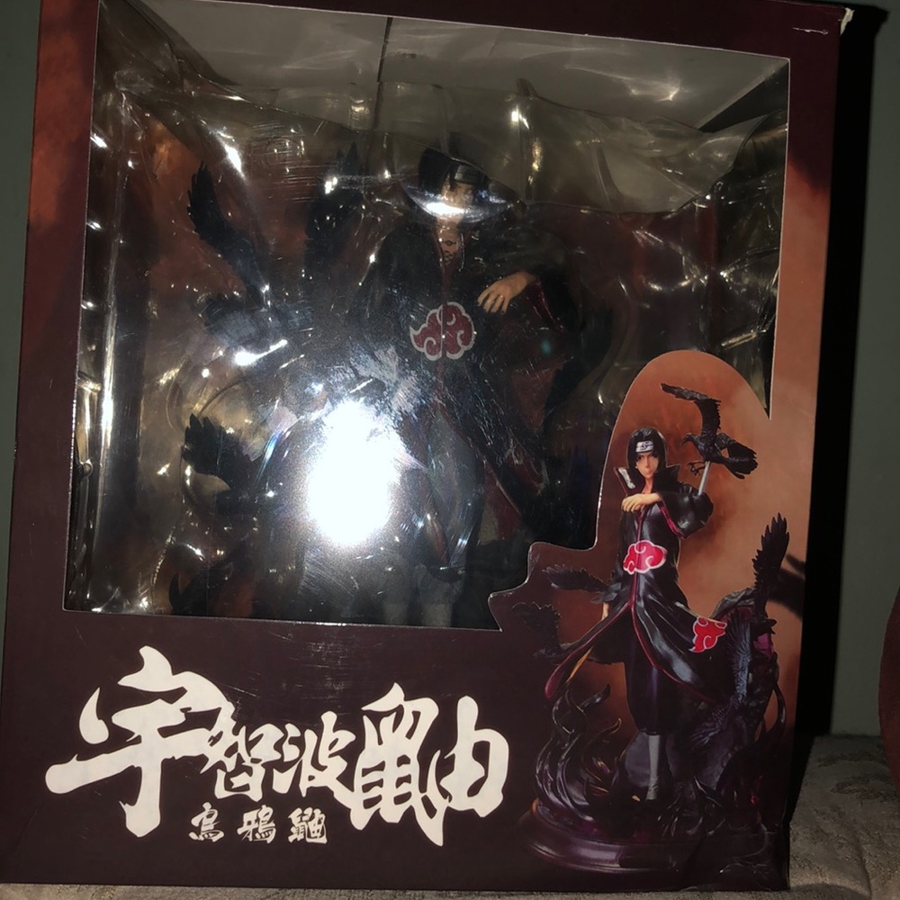 Itachi figure
